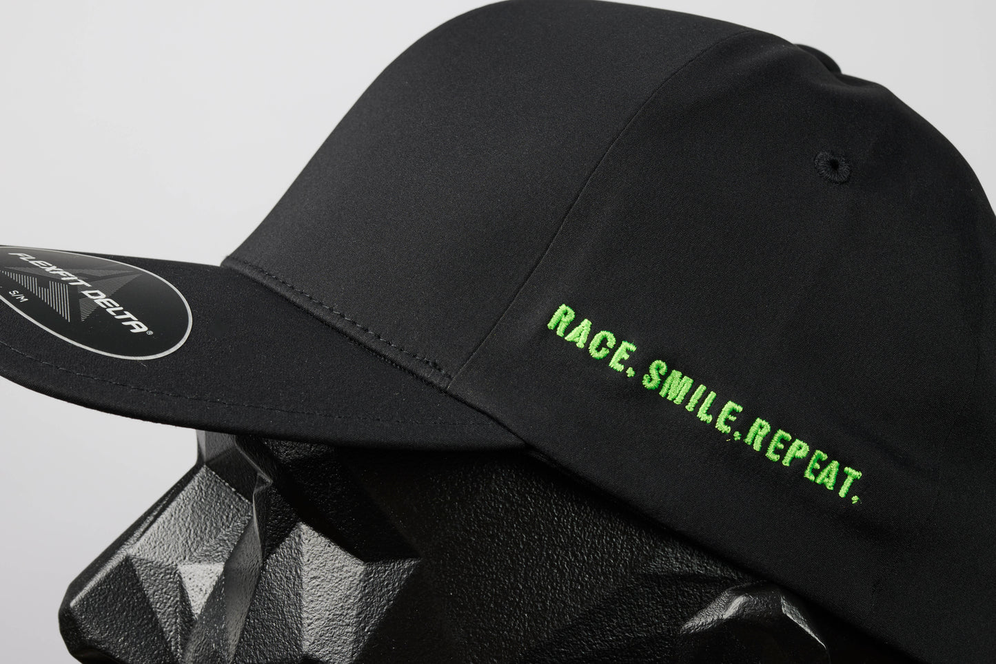 CAP BLACK // RACE.SMILE.REPEAT. (Green Edition)