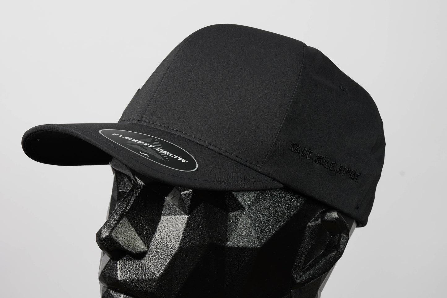 CAP BLACK // RACE.SMILE.REPEAT. (Black Edition)