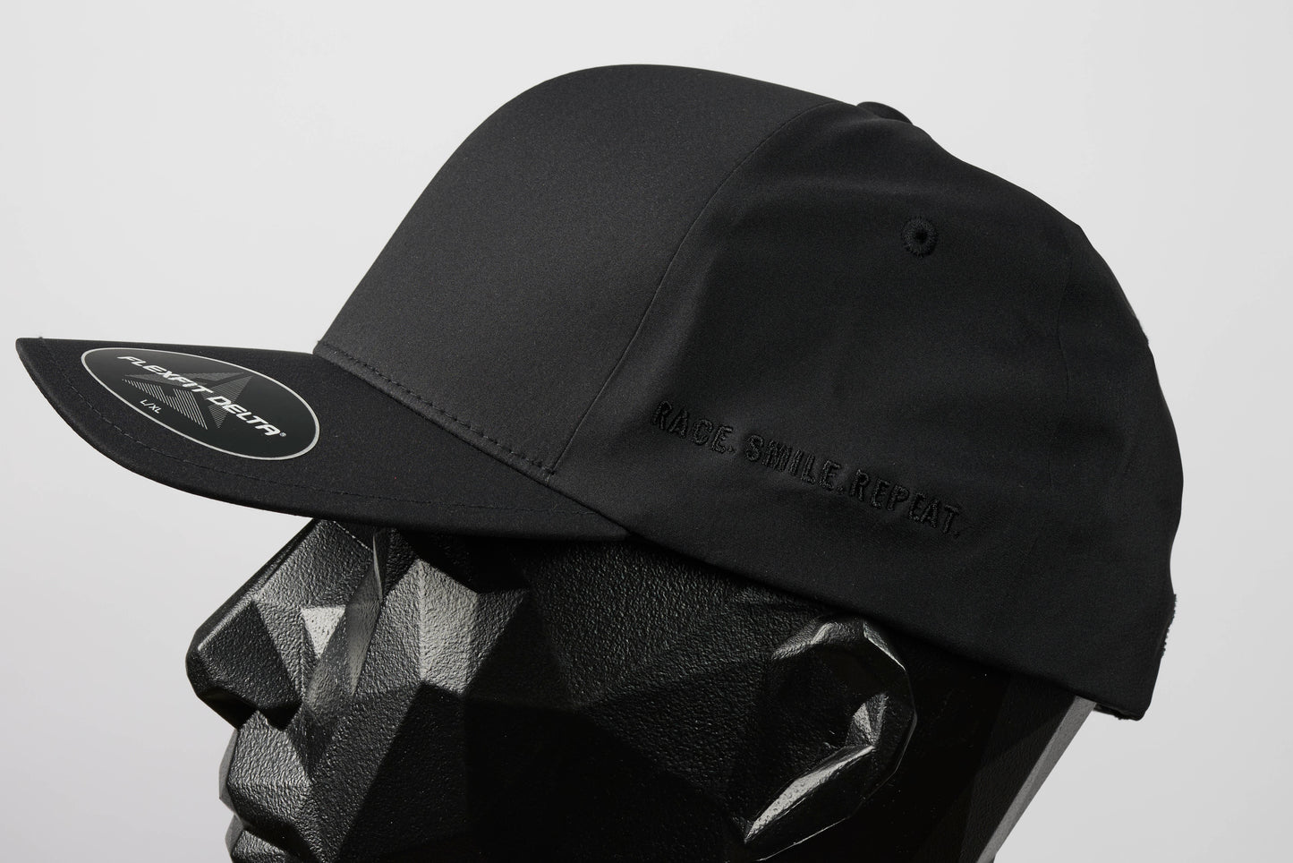 CAP BLACK // RACE.SMILE.REPEAT. (Black Edition)