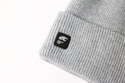 BEANIE ASH // ESC-Patch Small